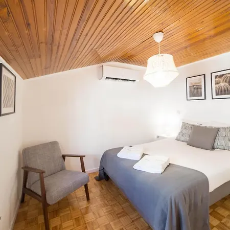 Flh Bairro Alto Charming Apartment Lisbon