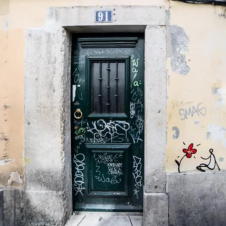 Flh Bairro Alto Charming Apartment Lisbon